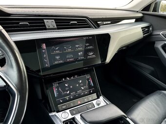 Audi etron 55 300KW 95kWh, odpočet DPH - 12