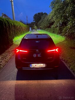 Toyota auris 1.6 valvematic, výbava executive - 12