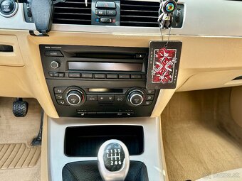 Bmw e91 318i 105kw facelift - 12