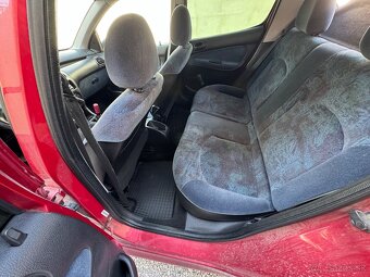 Peugeot 206 - 12