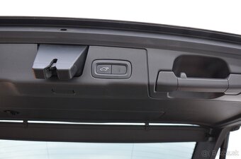 Volvo XC60 T4 Momentum Pro 8A/T - 12