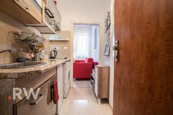 1i garsónka vo DVORE - TEHLA - VYSOKÉ stropy - Centrum NIVY  - 12