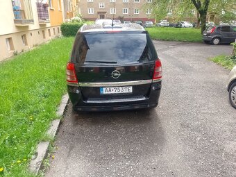 Predám Opel Zafira 1,9 diesel 110kw rok:2009 - 12