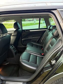 SKODA SUPERB 2 4X4 COMBI OUTDOOR  153.000KM - 12