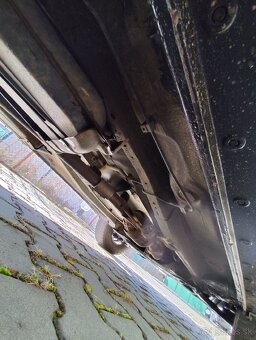 Toyota rav4 2.0d4d 85kw, 4x4 2004 - 12