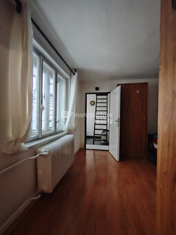 NOVINKA Rodinný dom s veľkým pozemkom a výhľadom na Veľkú J - 12