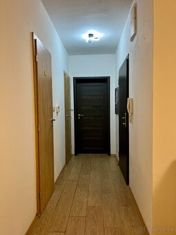 2 izbový byt zo záhradkou v obci Hviezdoslavov - 12