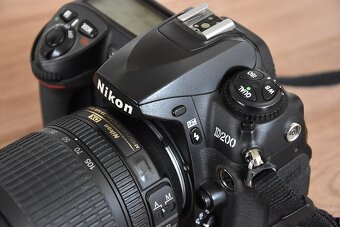 Nikon d200 / d 200 s objektivom 18-105 AF-s + pamatova karta - 12