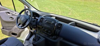 Opel Vivaro - 12