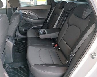 Hyundai i30 CW 1.4 T-GDi Family//AJ NA SPLÁTKY// - 12