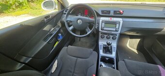 Volkswagen Passat - 12