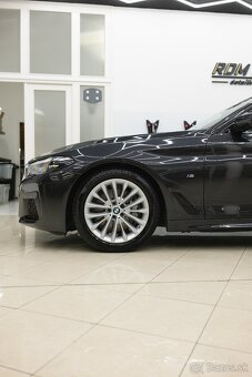 Predám BMW Rad 5 Touring 530d mHEV xDrive - 12