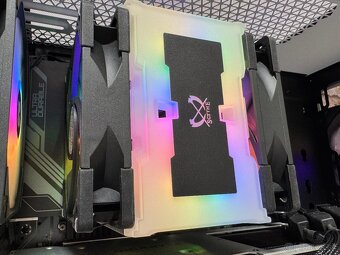 i7 13700K\32GB\RTX 4070Ti\SSD\1000W Zdroj - 12