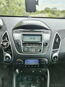 Predám Hyundai ix35 1,7 CRDi 4x2 vo výbave Style - 12