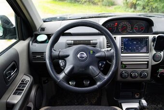 Nissan X-Trail 2.2 dCi Columbia Comfort - 12