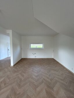 RODINNÝ DOM V SPIŠSKEJ SOBOTE - NOVOSTAVBA - 12