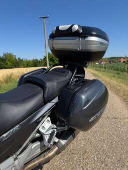 Yamaha FJR 1300 ES (2015) - 12