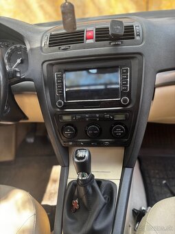 Škoda Octavia - 12