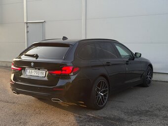 BMW 520i Touring G31 2023 99tis. odpočet DPH - 12