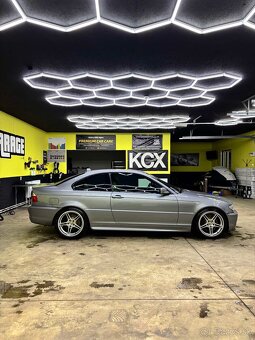 BMW 330 Ci e46 - 12
