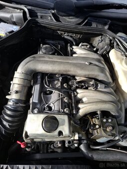 Mercedes benz W124 300D OM606 - 12