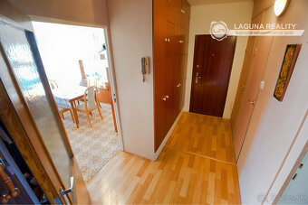 Byt 4+1 (82 m2) s loggiou, sídl. Mier Sp. Nová Ves - 12