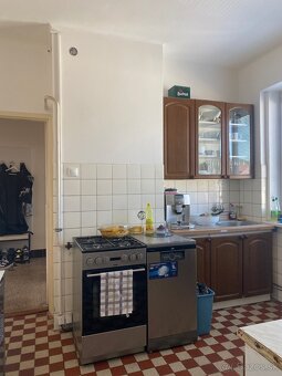 Ponúkam 2 izb. tehlový byt na zámostí v Trenčíne. - 12