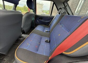 Citroën Saxo 1,1 i SERVO EKO.UHRAZENO benzín manuál 44 kw - 12