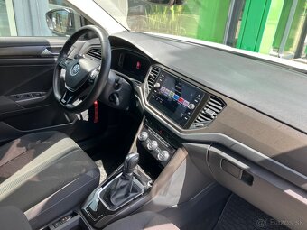 Volkswagen T-Roc 1.5 TSI Sport DSG SR  131 tis.KM - 12