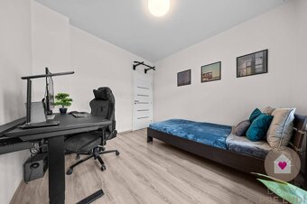 BA I-Predaj moderne prerobeného 3i bytu v tehlovej stavbe-Ci - 12