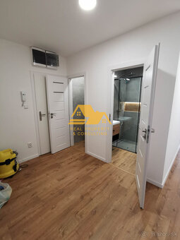 Prenajmem pekný 2 izbový byt s balkónom v Nových Zámkoch - 12