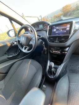 Predám Peugeot 208 Style - 12