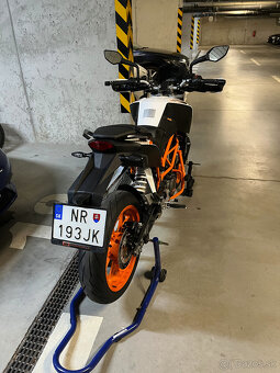 KTM Duke 390 2016 A2 - 12
