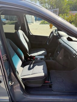 Mercedes Vaneo 1,7 cdi manual - 12