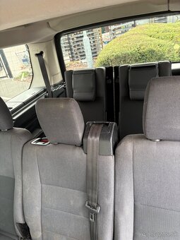 Predam Land Rover Discovery 3 2,7TDsv6 Dovoz Gb Anglicko - 12