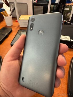 Motorola Moto e6s - 12