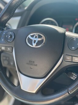 Auris 1.6 97kw + LPG - 12