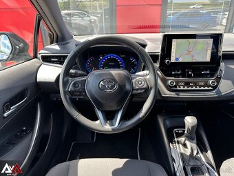 Toyota Corolla Combi TS 1.8 Hybrid e-CVT Comfort, Pôv.lak,SR - 12