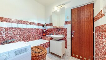 Rodinný dom blízkosti centra mesta a mestského parku v LC - 12