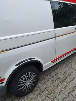 predam vw t 5 2 dodavky za cenu jednej - 12