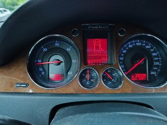 Volkswagen Passat Variant B6 2.0 TDI - 12