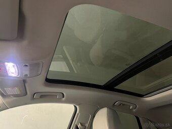 Audi Q3 2.0 TDi - 12