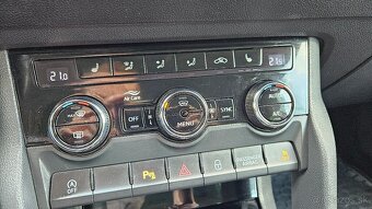 Škoda Karoq 2.0 TDI SCR Style - 12