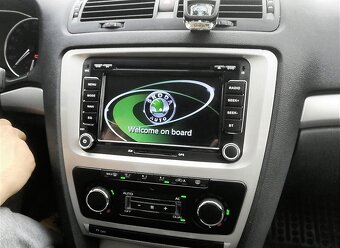 ANDROID DOTYKOVE AUTORADIO s GPS-BT-USB-WIFI-CARPLAY-MAPY - 12
