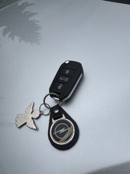 Opel Crossland X - 12