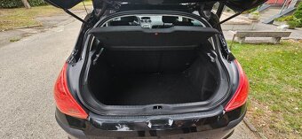 Peugeot 308 1.4i - 12