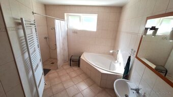 EXKLUZÍVNY PREDAJ-prerobený 4 izb.RD s vedľajším domom v KN - 12