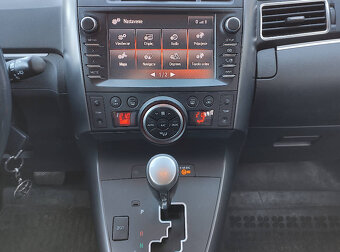 Toyota Verso 1.8 Active benzín CVT automat - 12