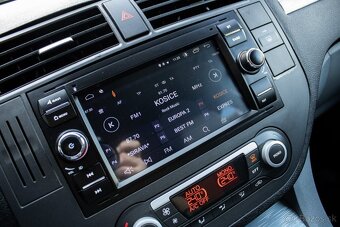 Ford C-Max 1.6 TDCi, 66kW (2007) - 12