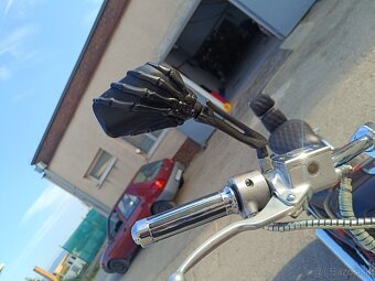 Suzuki VS 700 Intruder - 12